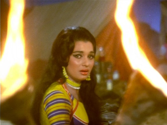 Asha Parekh in Caravan 44