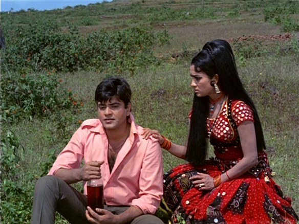 Asha Parekh in Caravan 47