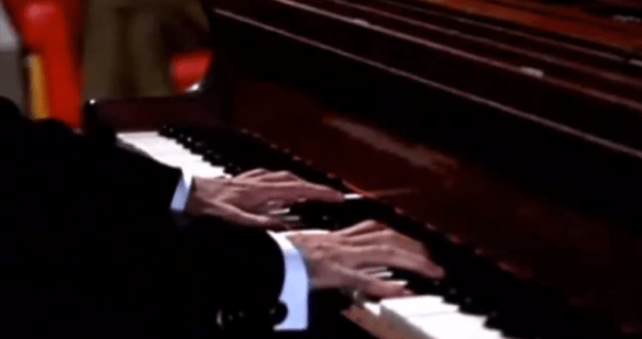 SunilDutt_Piano_Hamraaz