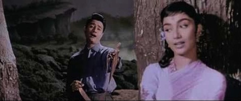 Abhi Na Jao Dev Anand croons to Sadhana in a moonlit forest in Hum Dono (1961).