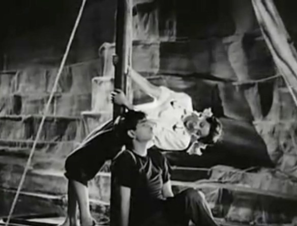 Nargis pole dancing awaara Nargis pole dancing awaara