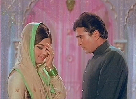 Leela Chandavarkar and Rajesh Khanna in Mehboob Ki Mehndi 1971