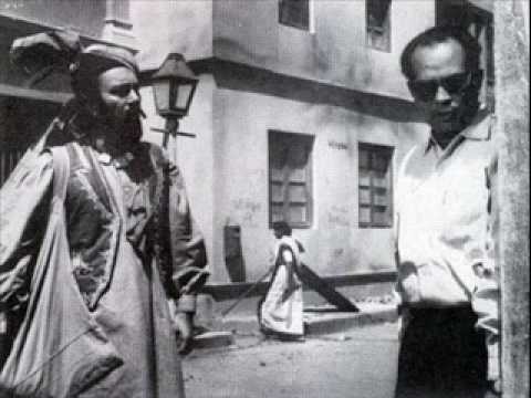 Balraj Sahni on-screen with producer Bimal Roy in Kabuliwala (1961)