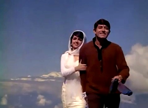 Rajkumar Vimi Neele Gagan ke Tale Humraaz 1967