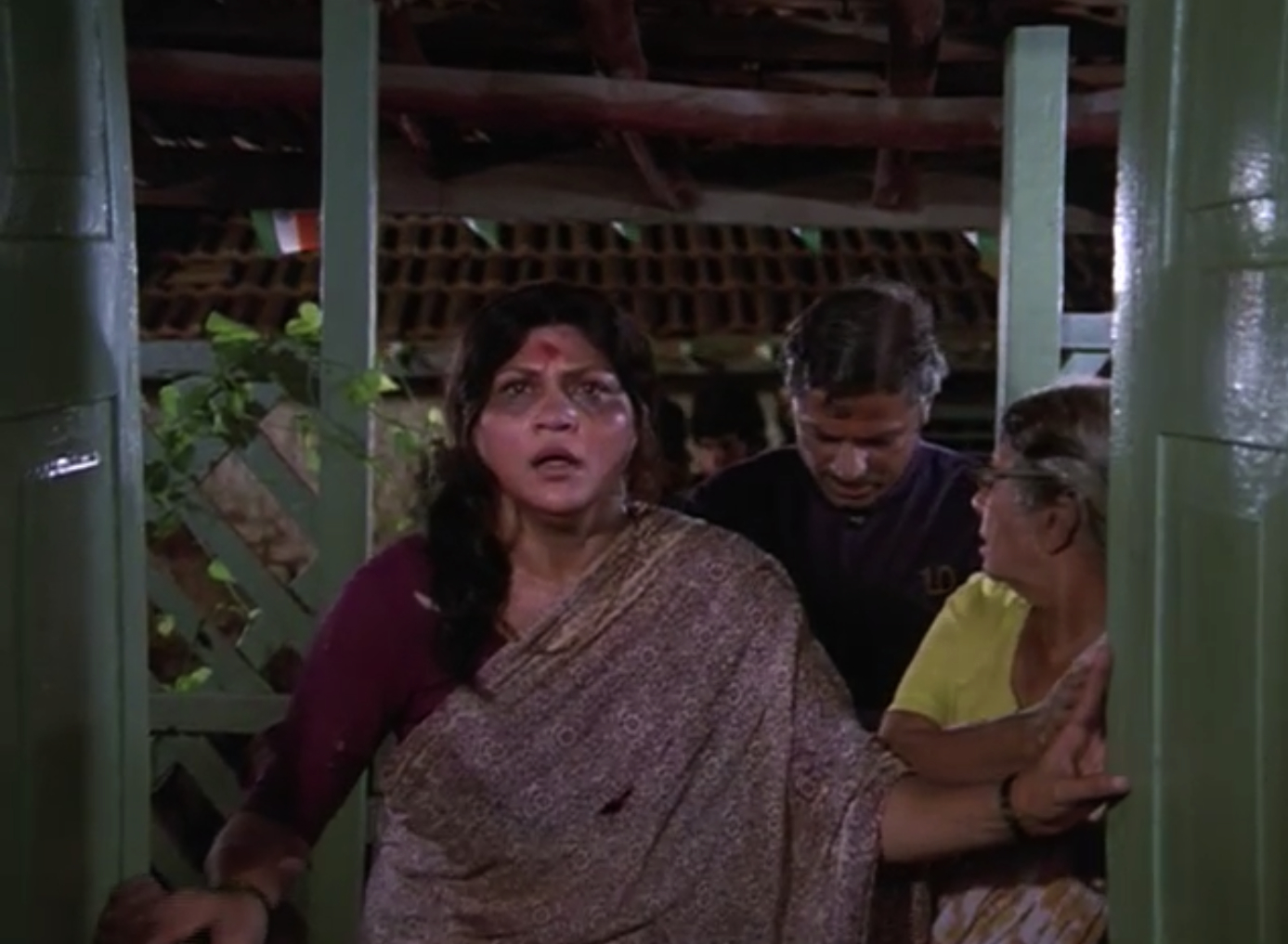 sindoor smudge amar akbar anothony