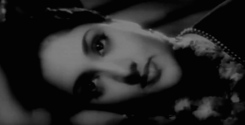 Vijayantimala in Nagin (1954)