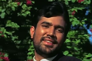 Rajesh Khanna Do raaste beard.jpg