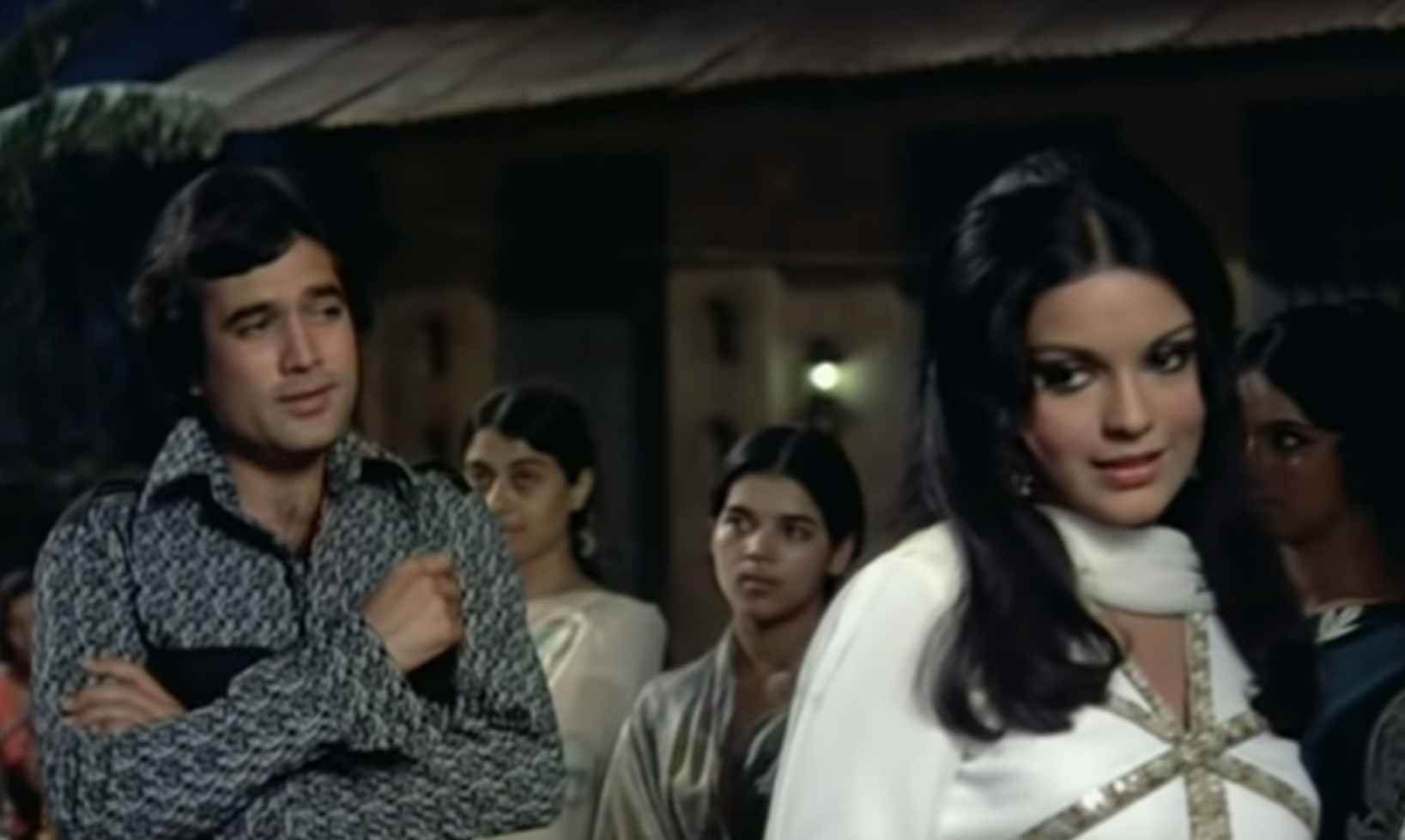 Rajesh Khanna and Zeenat Aman in Ek Anjabi Haseena Se