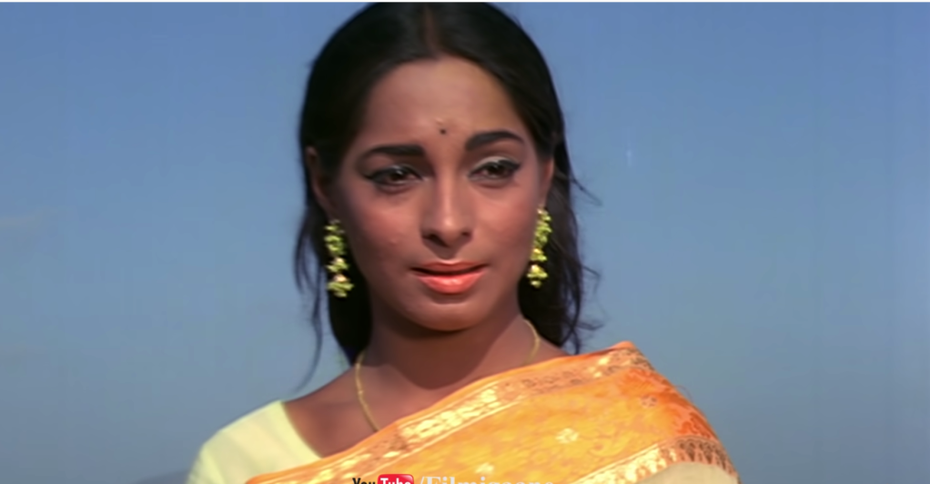 Archana plays the romantic lead in the film Buddha Mil Gaya (1971).